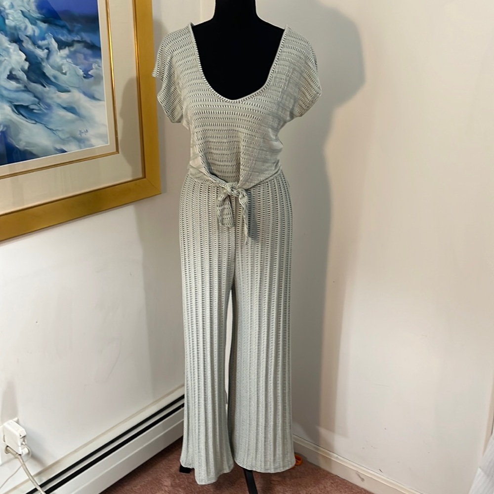 Light green patterned jumpsuit, very soft and stretchy, scoop neck, size LG